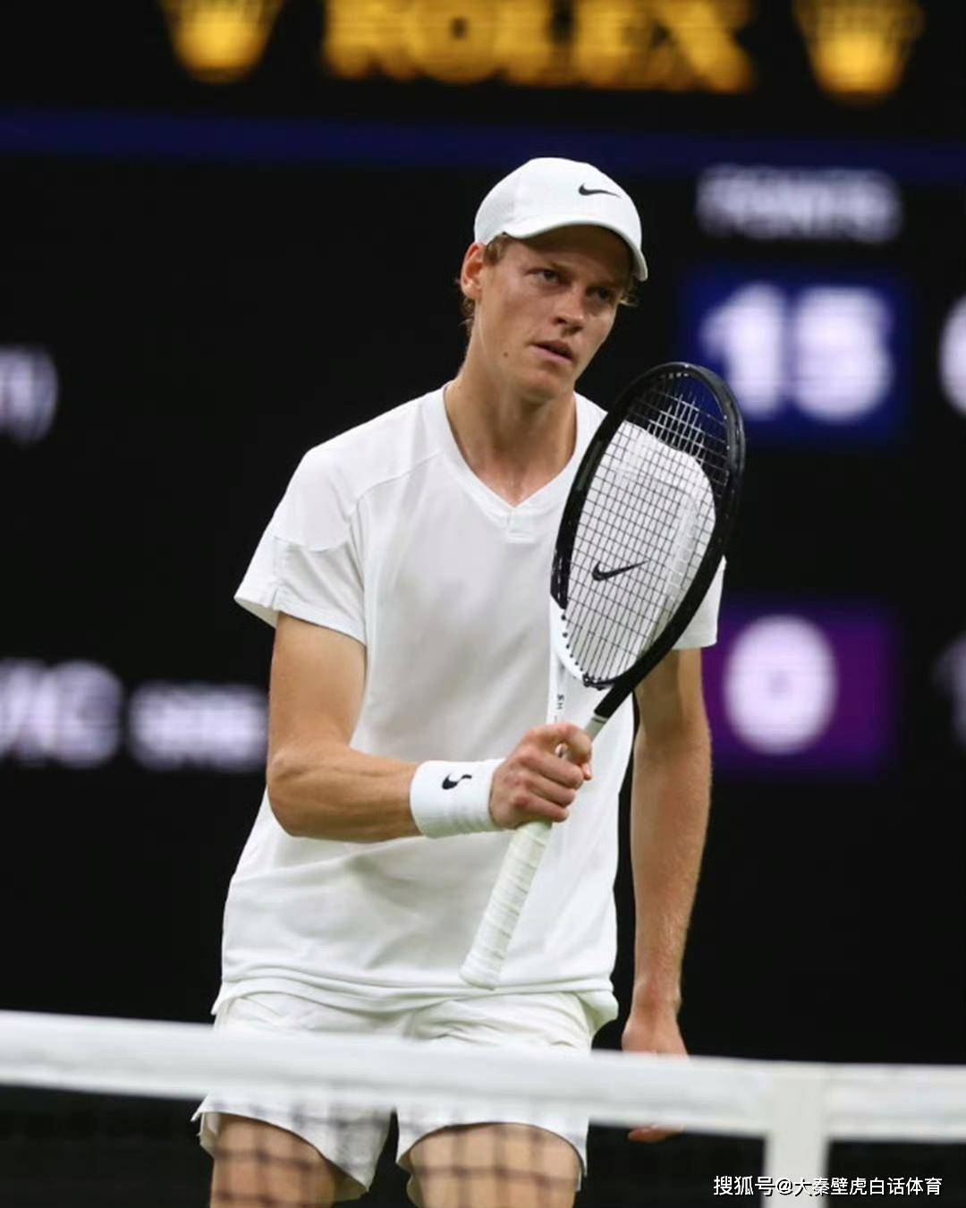 在场下的深 在场下的深